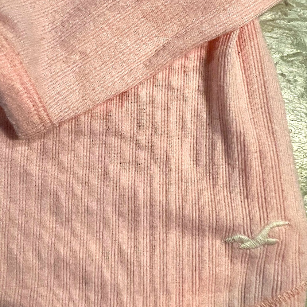 HOLLISTER Slim Tee - Picture 2 of 3